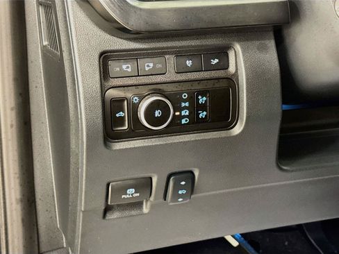 Used 2024 Ford F250 Lariat w/ Lariat Ultimate Package AWD/4WD image 10