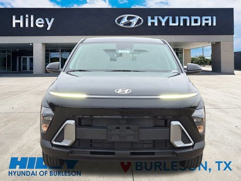 New 2026 Hyundai Kona SE image 6