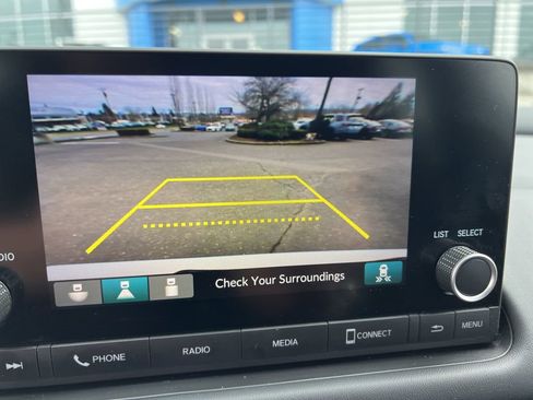 Used 2025 Honda HR-V Sport image 9