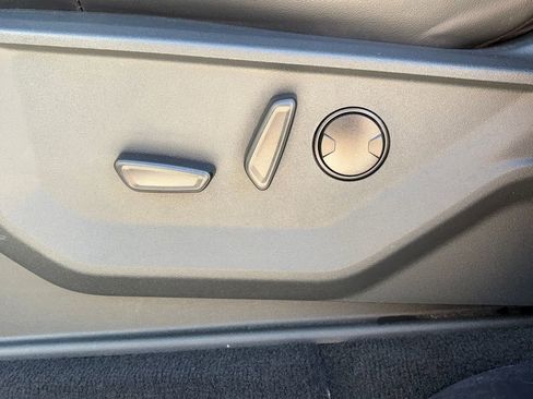 Used 2025 Ford Expedition Max Platinum image 20