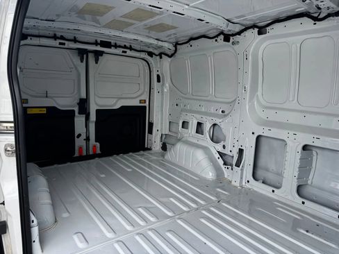 Used 2024 Ford Transit 250 Low Roof w/ Load Area Protection Package RWD image 8