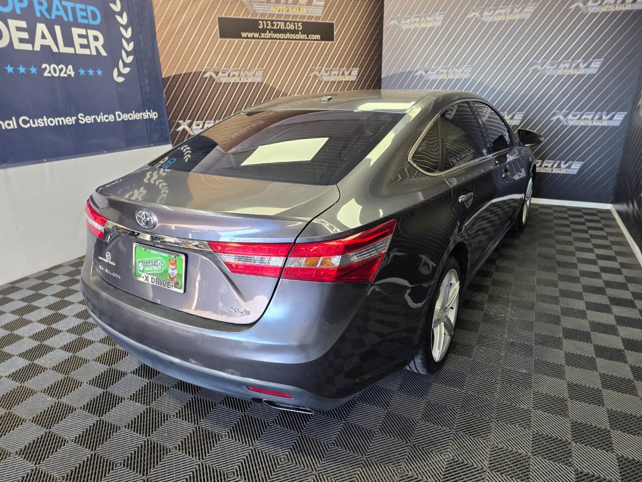 Used 2014 Toyota Avalon XLE Touring FWD image 14