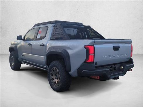 Used 2025 Toyota Tacoma 4x4 Double Cab Hybrid image 7