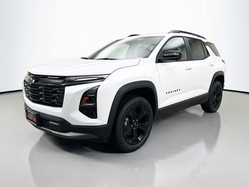 New 2026 Chevrolet Equinox LT image 4