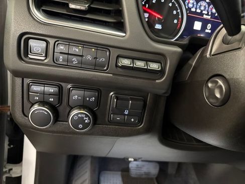 Used 2021 Chevrolet Tahoe Premier w/ Premium Package AWD/4WD image 20