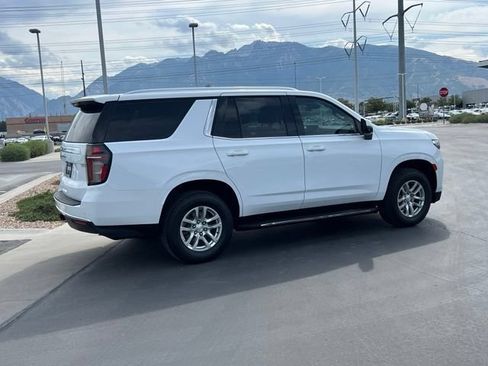 Used 2023 Chevrolet Tahoe LT w/ Luxury Package AWD/4WD image 7