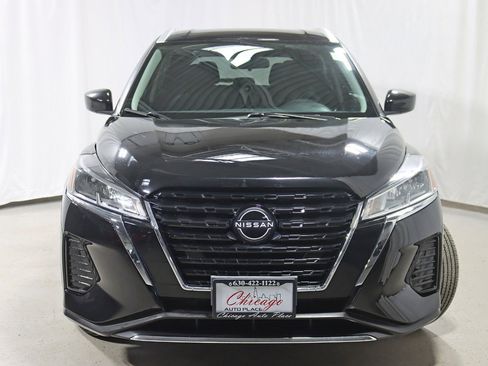 Used 2022 Nissan Kicks SV image 8