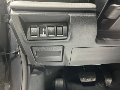 Used 2025 Subaru Outback Onyx Edition XT AWD/4WD image 15