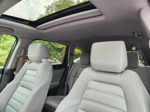Used 2018 Honda CR-V EX image 12