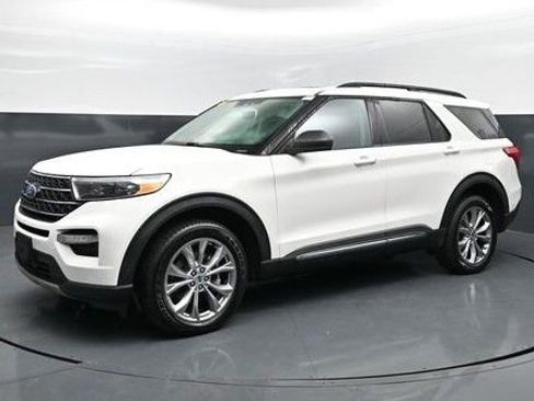Used 2023 Ford Explorer XLT w/ Equipment Group 202A AWD/4WD image 1