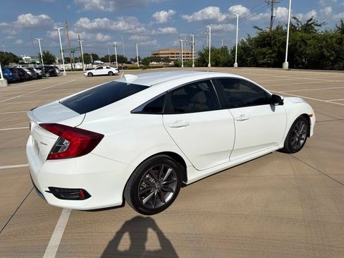 Used 2021 Honda Civic EX image 3