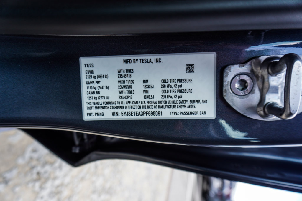 Used 2023 Tesla Model 3 Standard Range RWD image 36