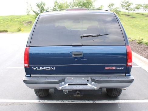 Used 1997 GMC Yukon 4WD 2-Door w/ Marketing Opt Pkg 2 image 31