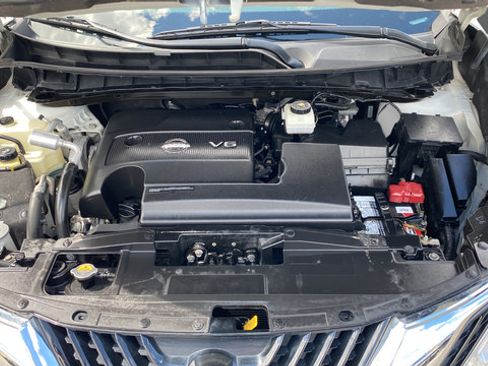 Used 2018 Nissan Murano Platinum AWD/4WD image 29