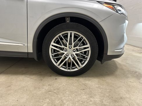 Used 2023 Acura MDX SH-AWD w/ Advance Package image 13