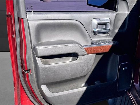 Used 2017 GMC Sierra 1500 SLT image 18