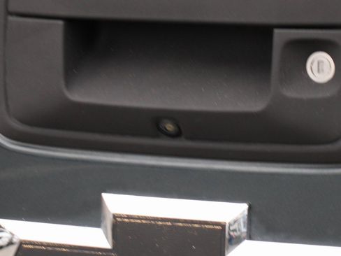 Used 2018 Chevrolet Colorado Z71 image 43