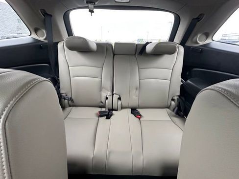 Used 2019 Honda Pilot Touring image 26