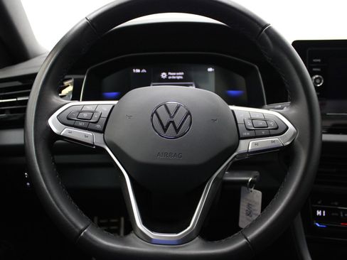 Used 2025 Volkswagen Jetta Sport FWD image 29