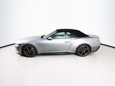 Used 2024 Ford Mustang Premium RWD image 7