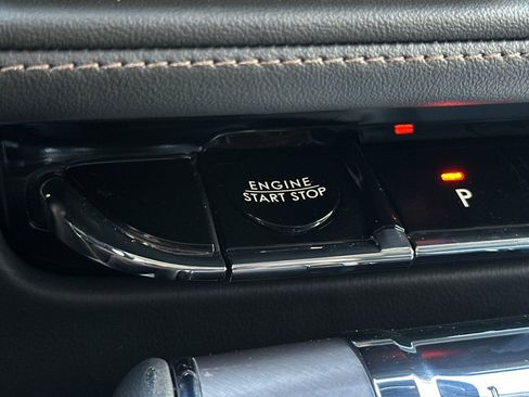 New 2025 Lincoln Aviator 2WD w/ Equipment Group 101A image 23