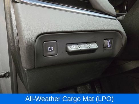 Used 2023 Buick Enclave Avenir w/ Avenir Technology Package image 20