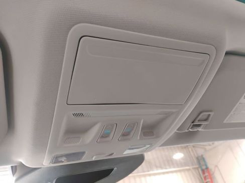 Used 2024 Ford Escape SE w/ PHEV Premium Package image 43