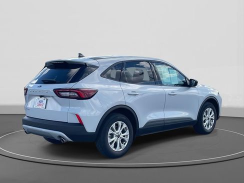 Used 2025 Ford Escape Active image 4