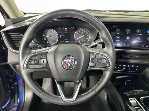 Used 2023 Buick Envision Essence image 14