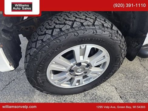 Used 2017 Toyota Tundra Platinum AWD/4WD image 9