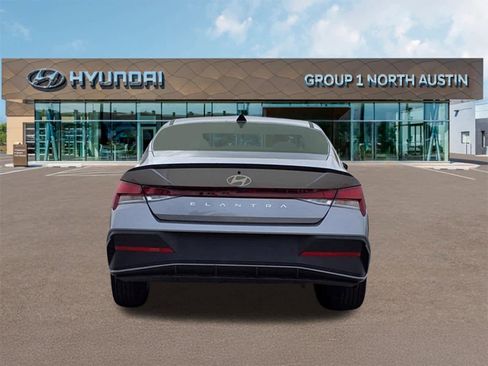 New 2025 Hyundai Elantra Sport image 6