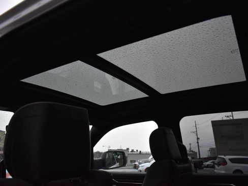 New 2026 RAM 1500 Laramie w/ Night Edition image 18