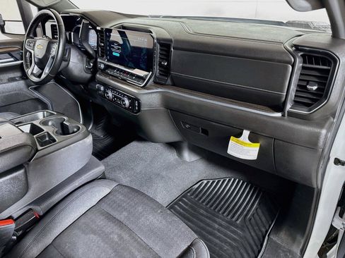 Used 2025 Chevrolet Silverado 2500 LT w/ Convenience Package AWD/4WD image 28