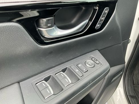Used 2024 Honda CR-V EX-L image 19