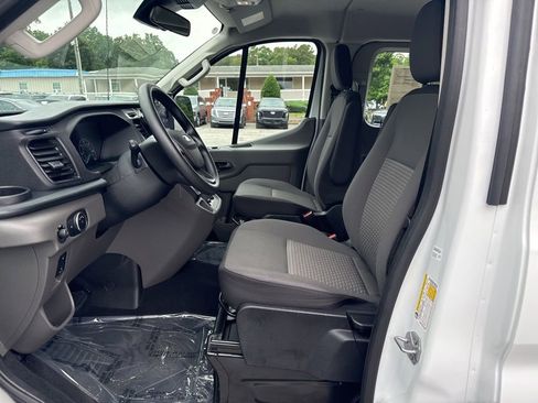 Used 2025 Ford Transit 350 XLT RWD image 9