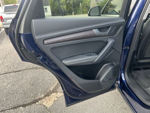 Used 2022 Audi Q5 2.0T Premium Plus w/ Premium Plus Package image 27