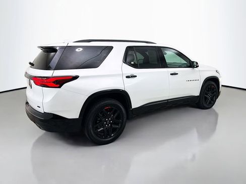 Used 2023 Chevrolet Traverse Premier w/ Redline Edition image 9