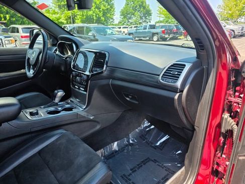 Used 2022 Jeep Grand Cherokee Laredo X AWD/4WD image 9