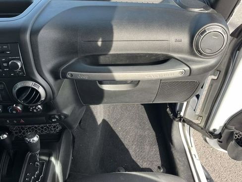 Used 2015 Jeep Wrangler Sport w/ Quick Order Package 24S image 17