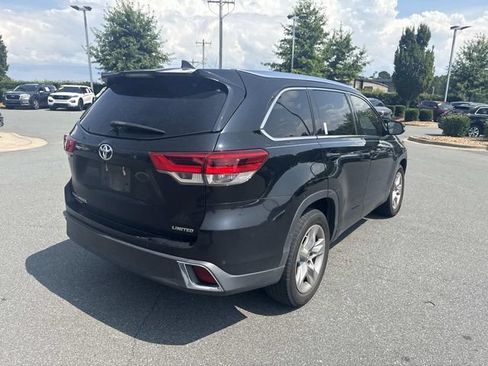 Used 2018 Toyota Highlander Limited FWD image 6