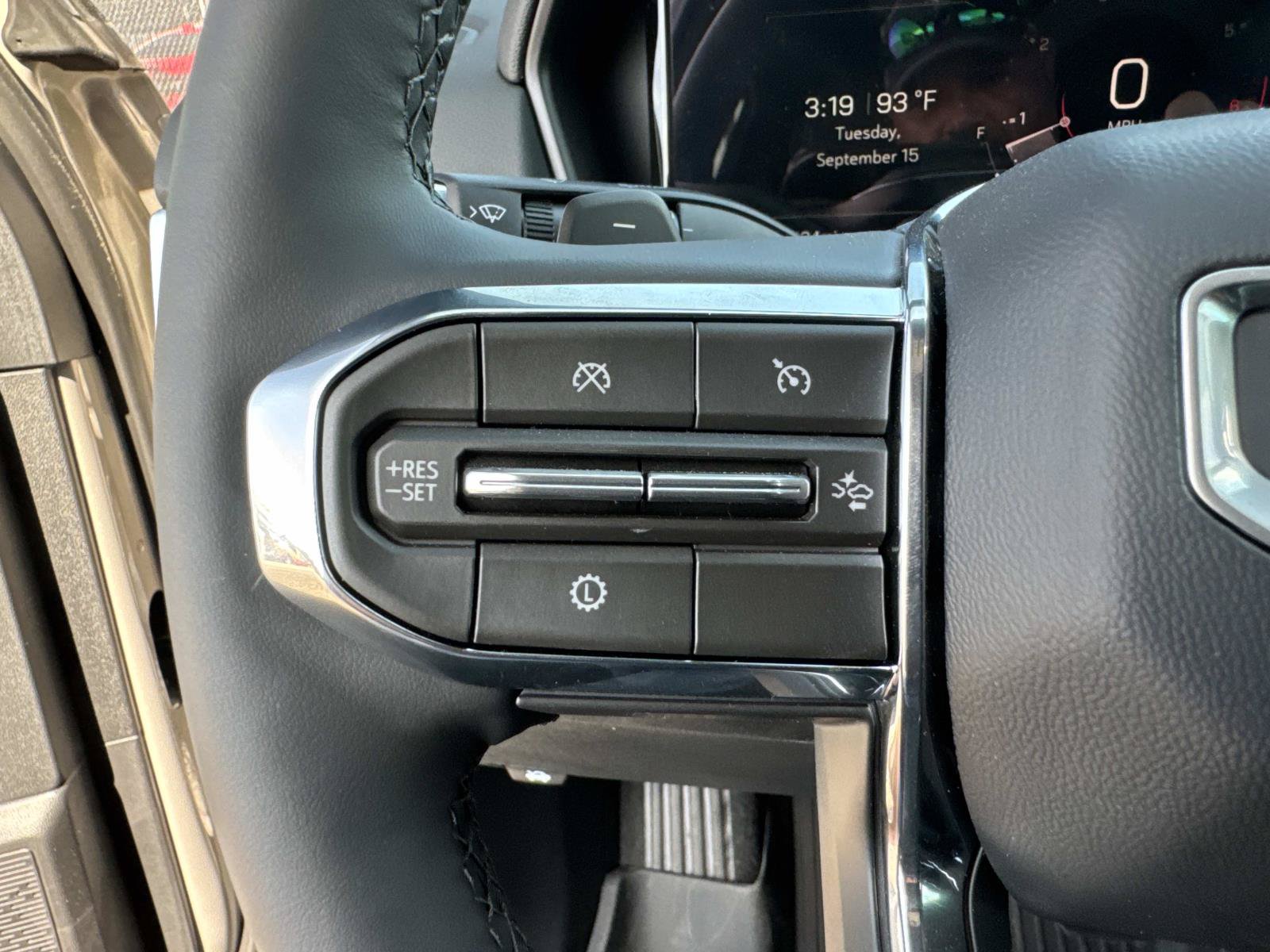 New 2027 GMC Terrain Elevation w/ Elevation Premium Package FWD image 34
