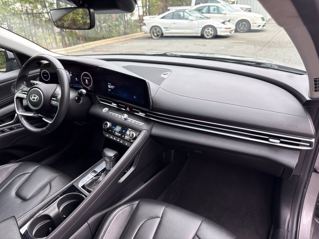 Used 2024 Hyundai Elantra Limited FWD image 40