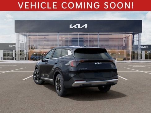 New 2026 Kia Sportage LX image 4