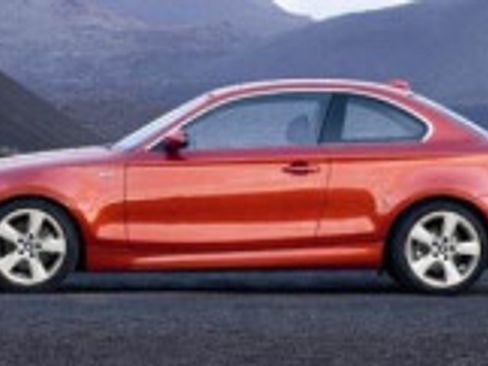 Used 2011 BMW 128i Coupe image 1