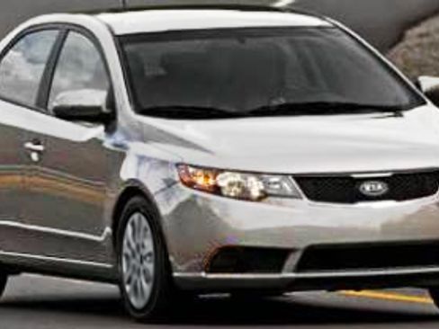 Used 2010 Kia Forte LX w/ Convenience Pkg image 1