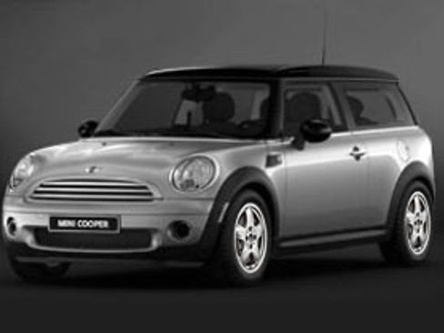 Used 2010 MINI Cooper Clubman Hardtop image 1