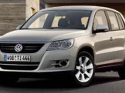 Used 2011 Volkswagen Tiguan 2WD