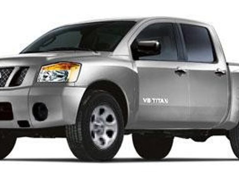 Used 2015 Nissan Titan PRO-4X image 1