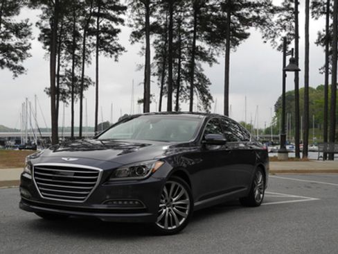 Used 2015 Hyundai Genesis 5.0 w/ Option Group 05 image 1
