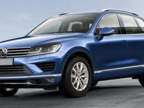 Used 2016 Volkswagen Touareg TDI image 1